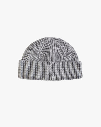 FISHERMAN BEANIE WITH PIN GREY