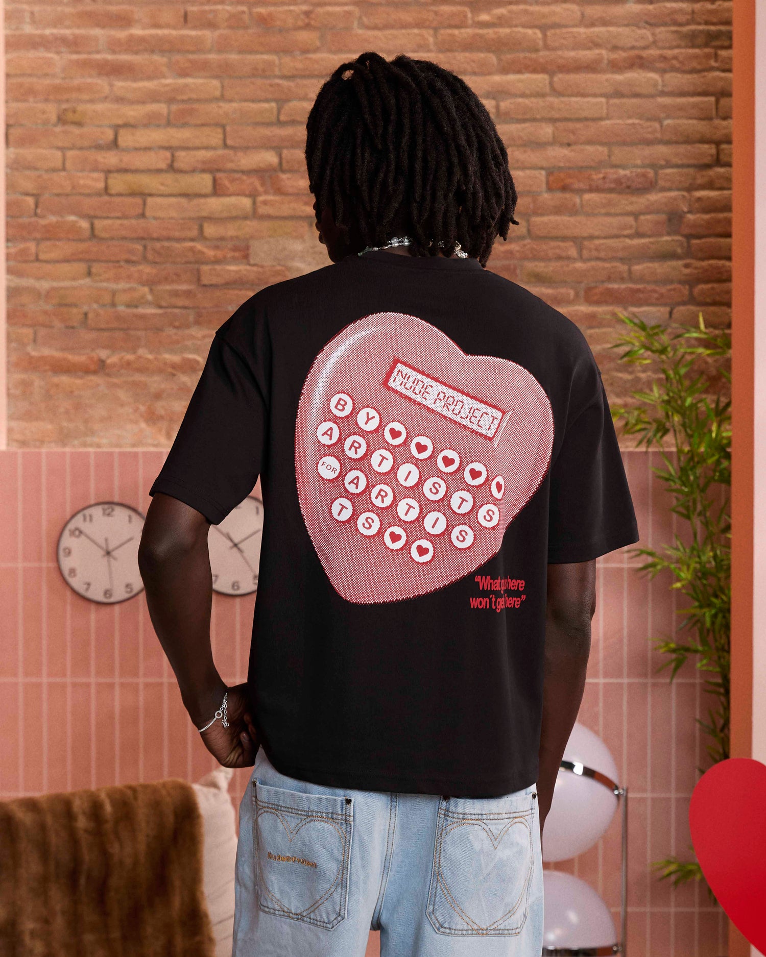 CALCULATOR TEE BLACK