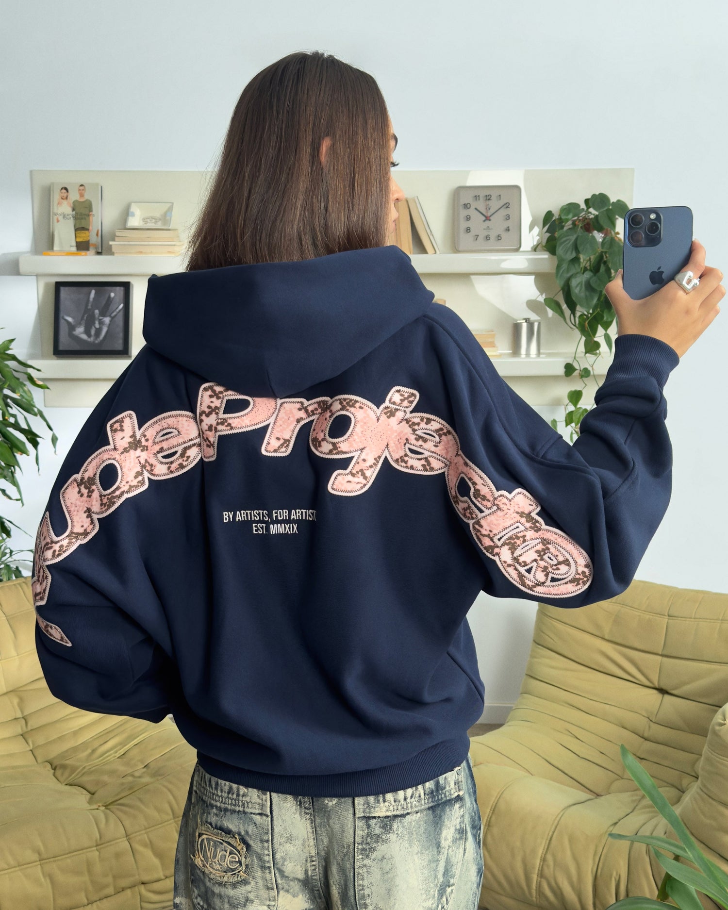 ANIMALIE ZIP-UP HOODIE