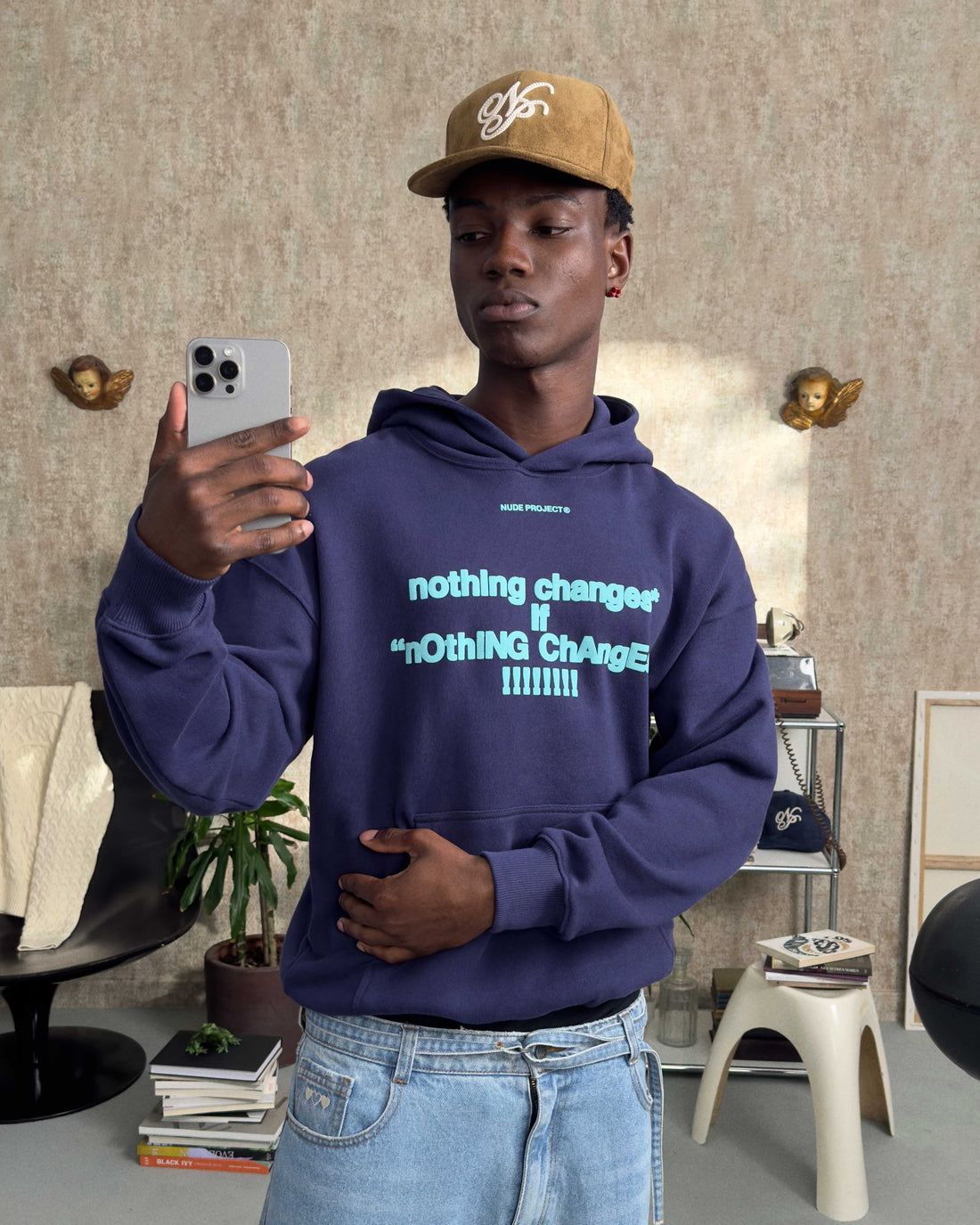 fActs?* HOODIE NAVY