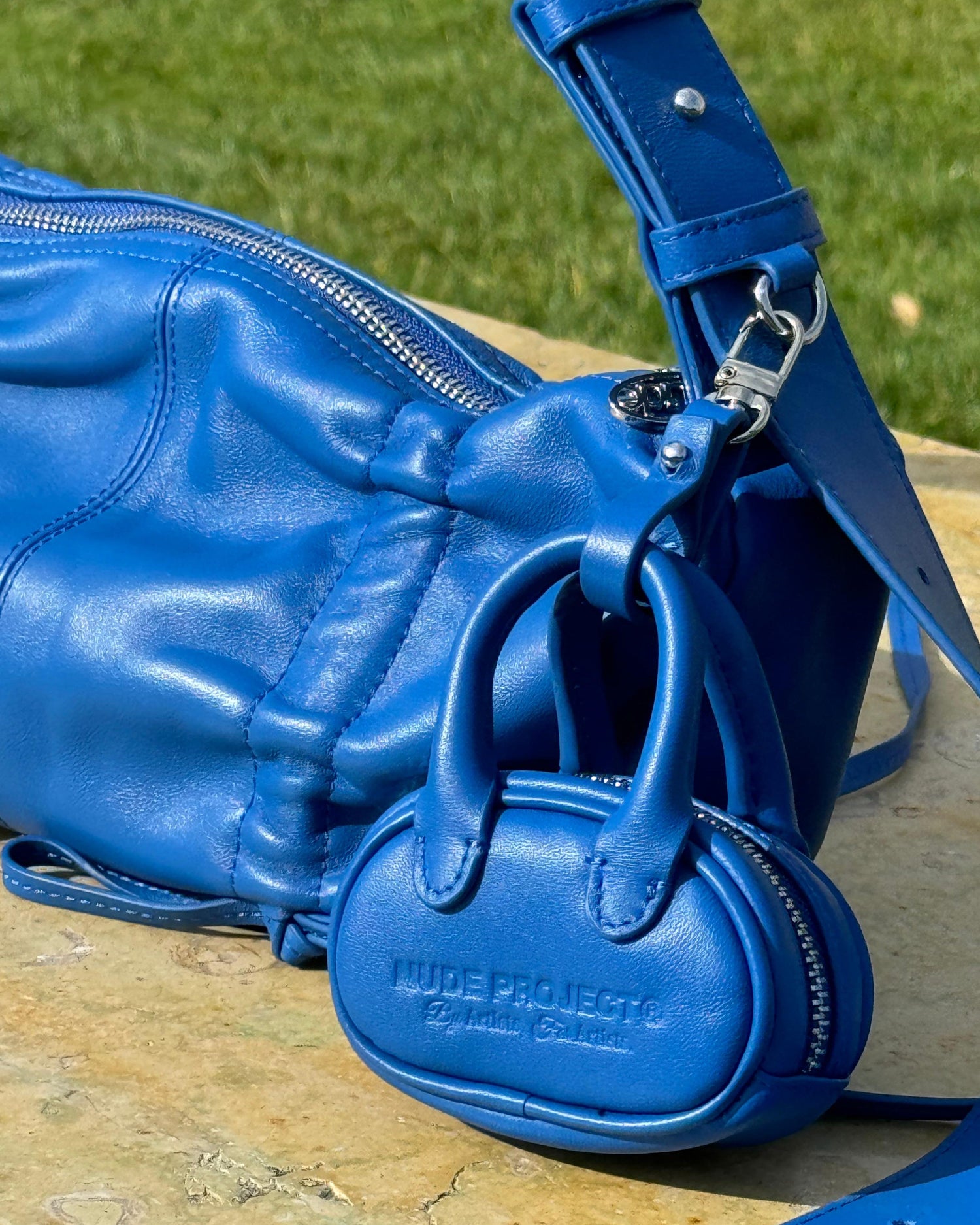 CRÈME DE LA CRÈME BAG BLUE